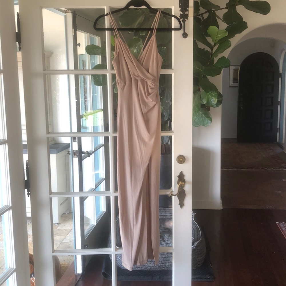 Bardot Sz 2 champagne color slinky dress